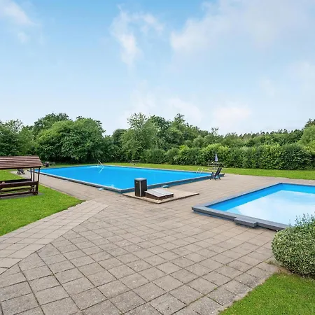 In With Outdoor Swimming Pool Holiday home